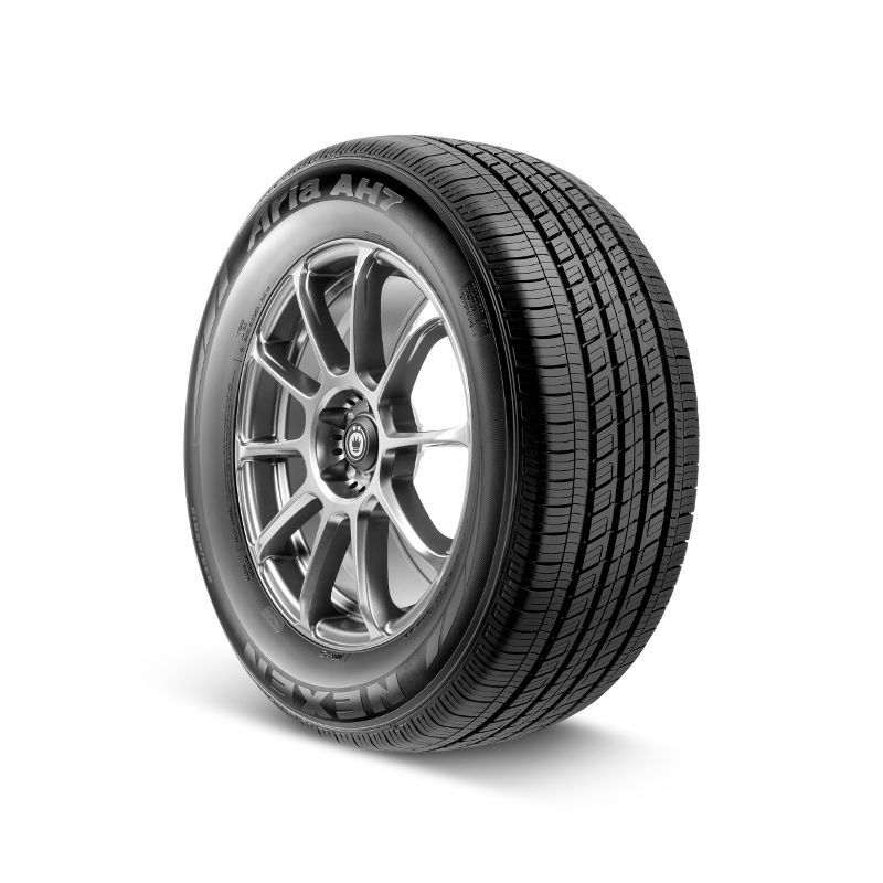Nexen Tires-Aria AH7 215/70R16 100H BSW